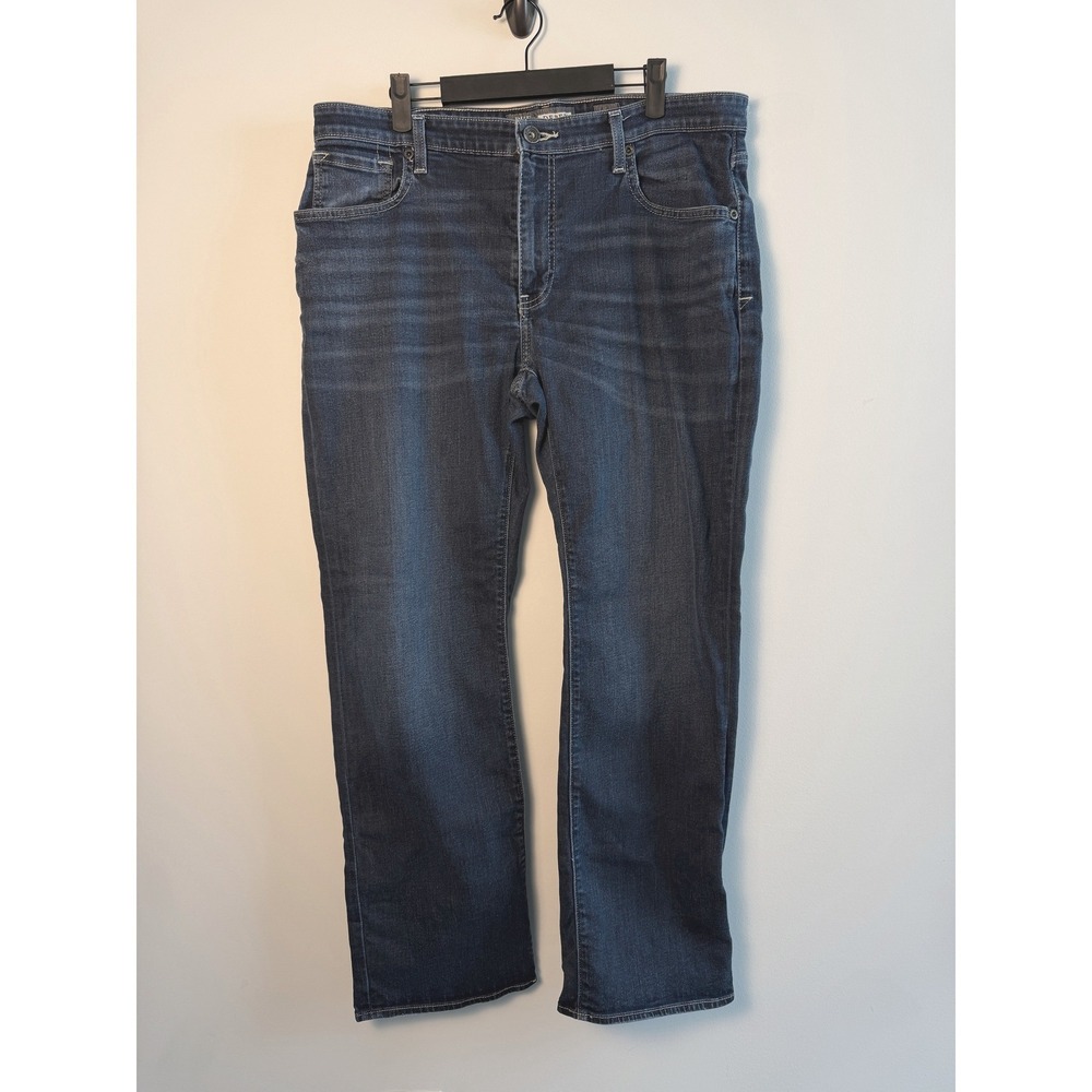BKE Derek Straight Leg Jeans Mens 38R Dark Wash Denim Blue Whiskered Classic